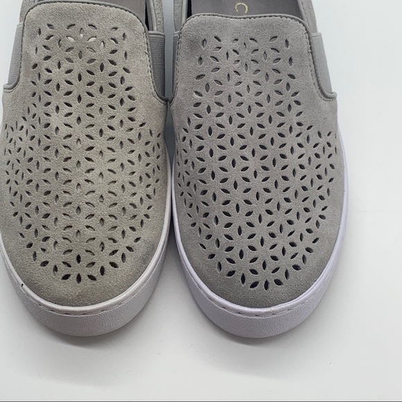 MAXSOLD Vionic Kani Grey Slip-On Walking Shoes, 7.5M US - Picture 14 of 14